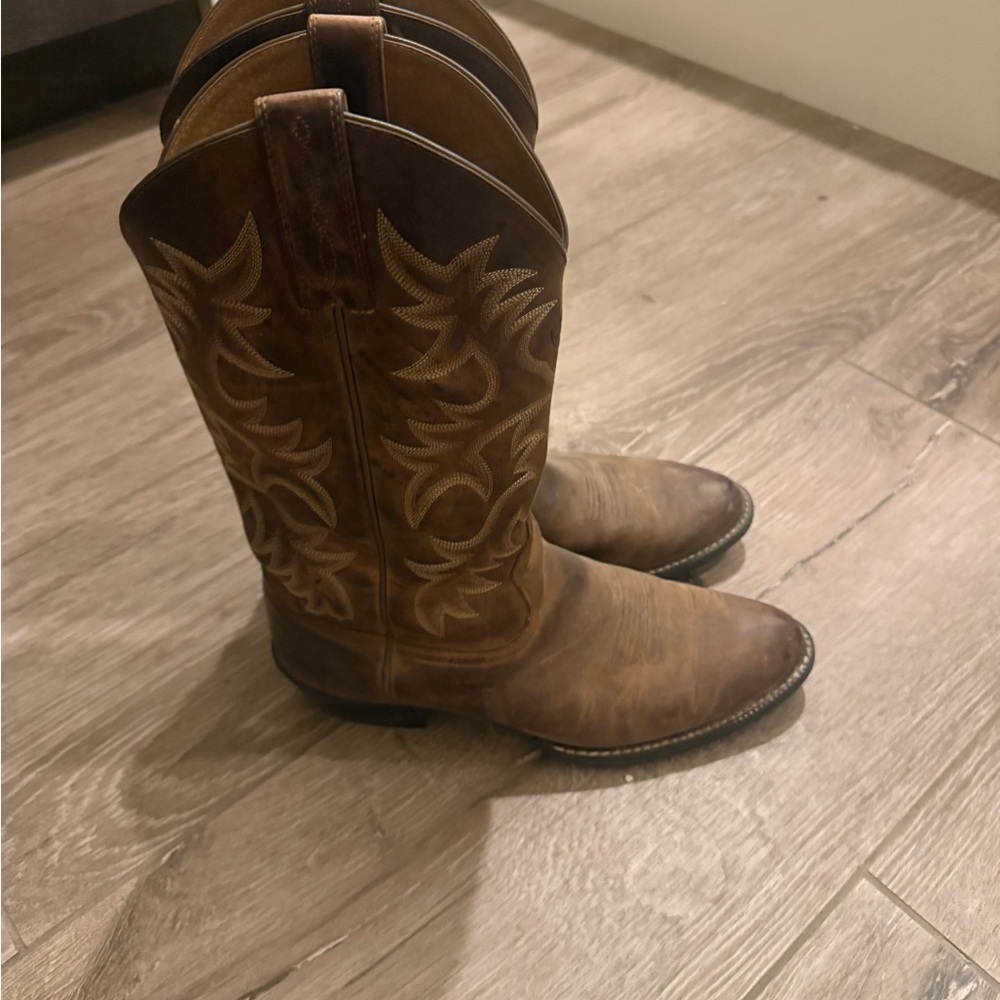 Ariat Cowboy Boots